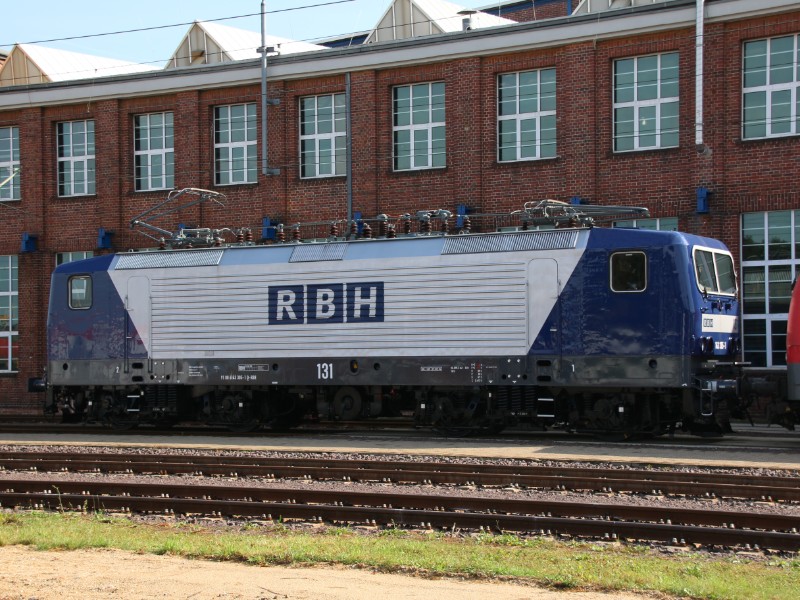 RBH 131 - 143 305-1.jpg